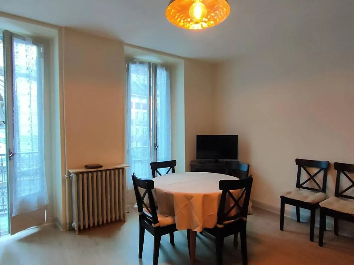 Appartement 3 Pieces Pour 6 Personnes, Centre-Ville De Cauterets, Proche Thermes Et Telecabine - Fr-1-234-124 דירה